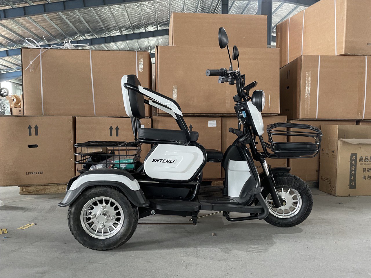 Электрический трицикл 48v12A Shtenli Model 31