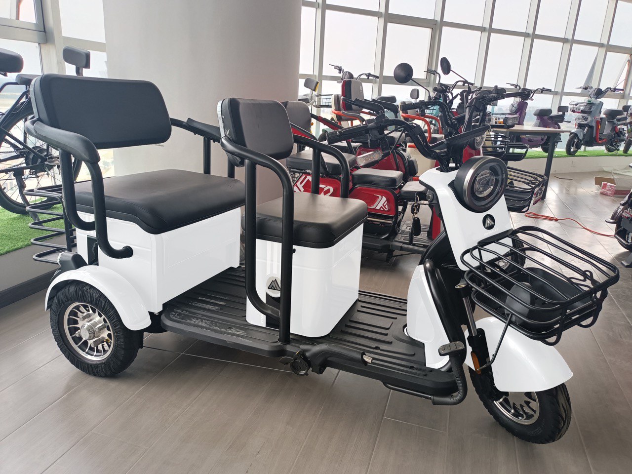 Электрический трицикл Бизнес Класса SHTENLI Model 37
                                SLA 20Ач48В